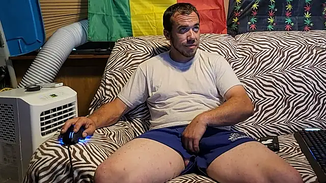 ScubaStevex online show from July 3, 12:28 am