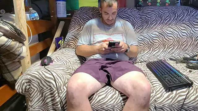 ScubaStevex online show from July 24, 10:46 am