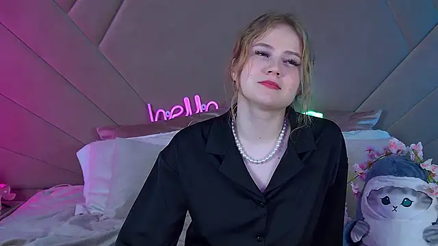 SelinSwarovski online show from January 29, 1:05 am
