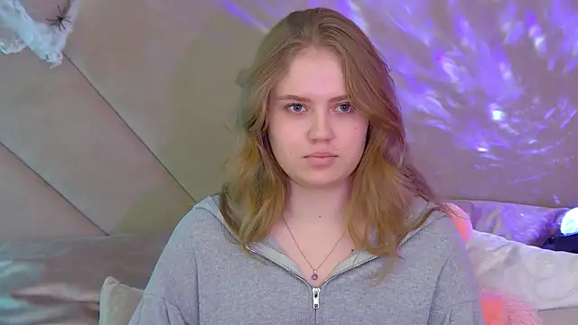 SelinSwarovski online show from November 4, 4:22 am