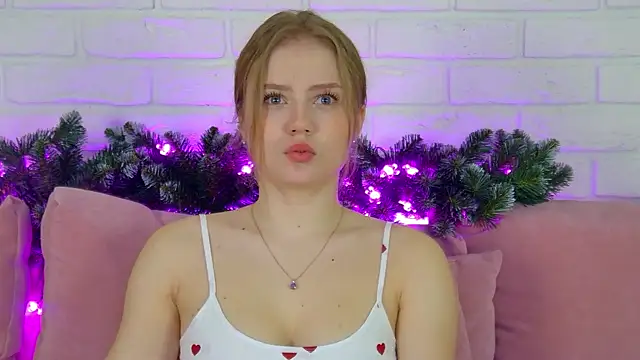 SelinSwarovski online show from December 16, 6:13 pm