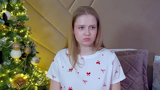 SelinSwarovski online show from December 22, 4:31 am