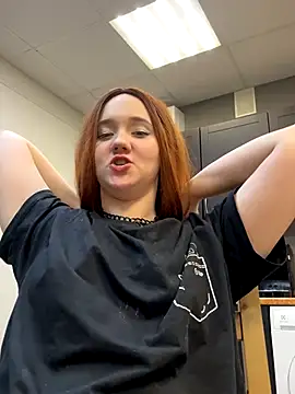 BritneyBurns online show from December 4, 1:14 am