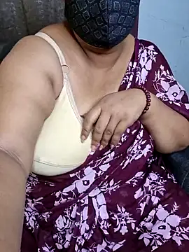 Cute Bellaa online show from March 10, 1:45 am