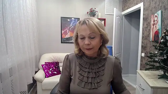 Milla Cutie18 online show from December 25, 5:37 am