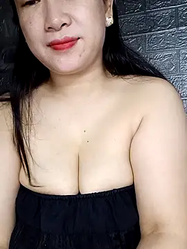 Snapshot of Basabetnga chatting on April 1, 2:01 am Basabetnga online show from April 1, 2:01 am