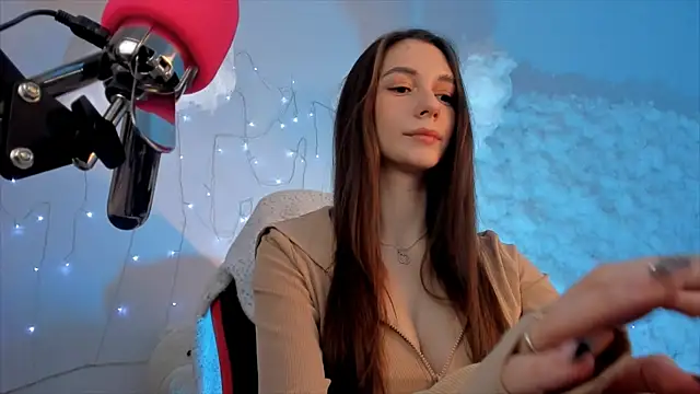 AveAngela online show from December 12, 6:31 pm