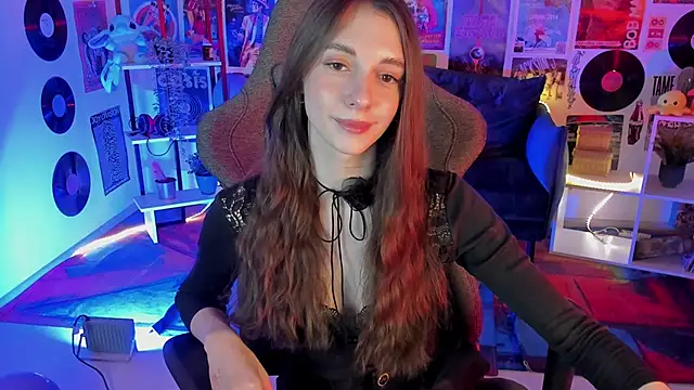 AveAngela online show from December 14, 6:30 pm