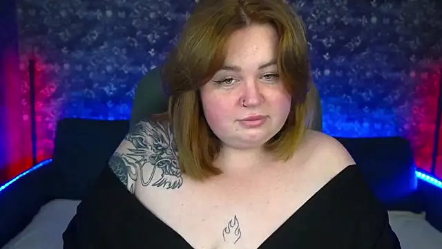 Snapshot of ZaraReignn chatting on January 2, 9:18 pm ZaraReignn online show from January 2, 9:18 pm