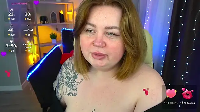 Snapshot of ZaraReignn chatting on January 3, 9:15 pm ZaraReignn online show from January 3, 9:15 pm