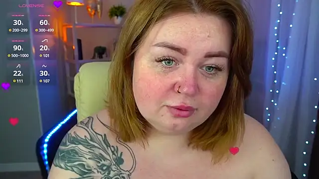 Snapshot of ZaraReignn chatting on January 11, 9:04 pm ZaraReignn online show from January 11, 9:04 pm