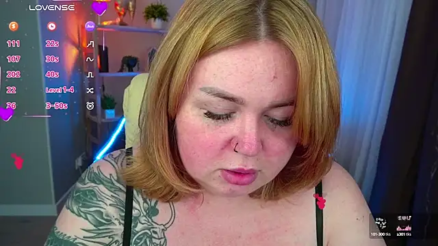 Snapshot of ZaraReignn chatting on February 8, 5:40 am ZaraReignn online show from February 8, 5:40 am