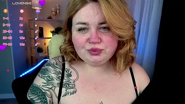 Snapshot of ZaraReignn chatting on February 10, 9:25 pm ZaraReignn online show from February 10, 9:25 pm