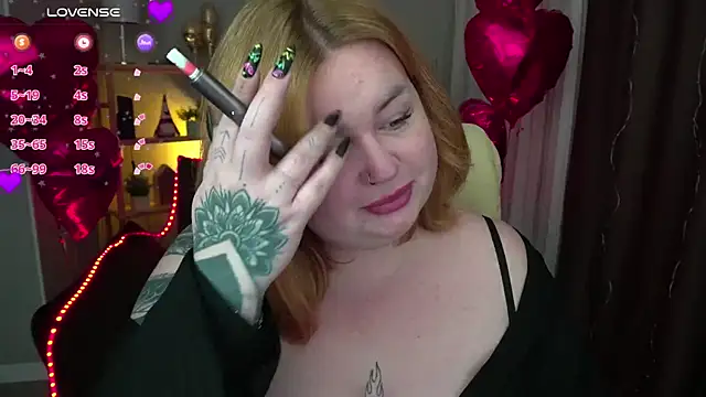 Snapshot of ZaraReignn chatting on February 23, 9:16 pm ZaraReignn online show from February 23, 9:16 pm