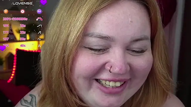 Snapshot of ZaraReignn chatting on February 24, 3:23 am ZaraReignn online show from February 24, 3:23 am