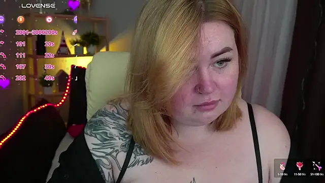 Snapshot of ZaraReignn chatting on February 27, 4:41 am ZaraReignn online show from February 27, 4:41 am