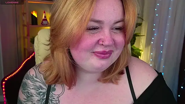 Snapshot of ZaraReignn chatting on March 4, 9:11 pm ZaraReignn online show from March 4, 9:11 pm