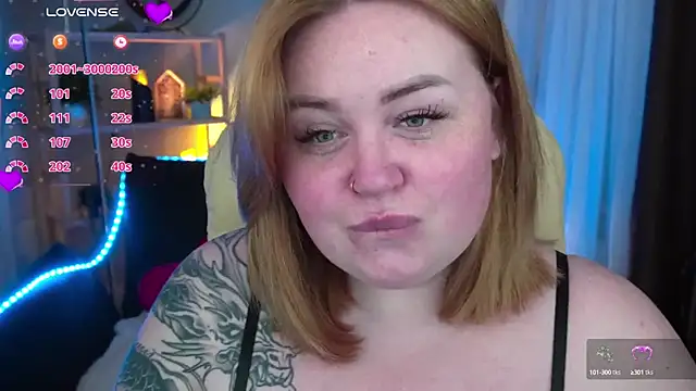 Snapshot of ZaraReignn chatting on March 5, 9:15 pm ZaraReignn online show from March 5, 9:15 pm