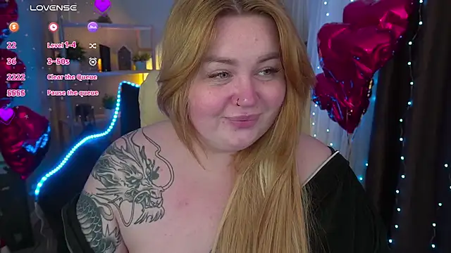 Snapshot of ZaraReignn chatting on March 15, 3:29 am ZaraReignn online show from March 15, 3:29 am