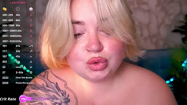 Snapshot of ZaraReignn chatting on October 9, 8:07 pm ZaraReignn online show from October 9, 8:07 pm