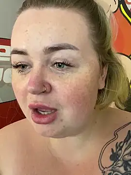 Snapshot of ZaraReignn chatting on October 18, 3:57 pm ZaraReignn online show from October 18, 3:57 pm