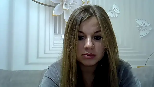 TinaFun4u online show from December 5, 9:17 pm