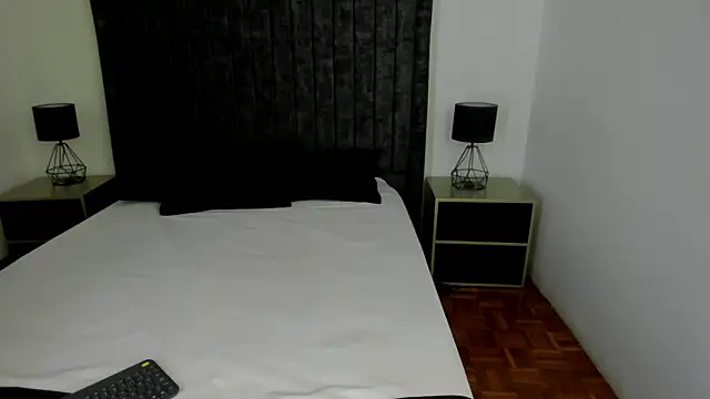 NataGarcia online show from March 6, 3:30 pm