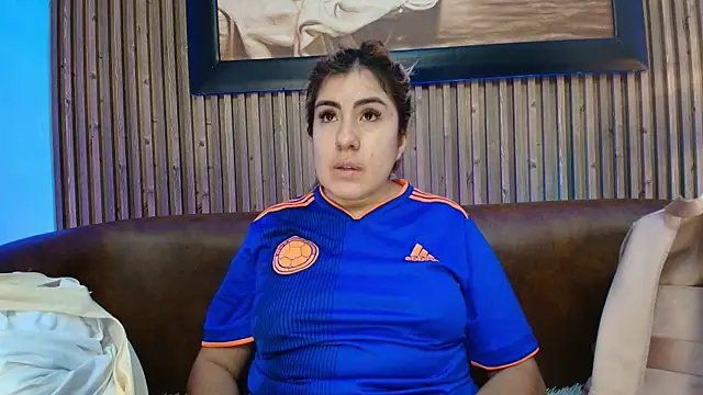 AdharaSmithh online show from July 7, 3:38 pm