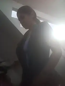 Snapshot of 02julieta chatting on January 22, 2:03 pm 02julieta online show from January 22, 2:03 pm