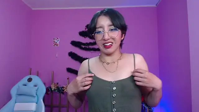 Xayah 77 online show from December 12, 4:32 pm