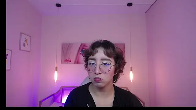 Xayah 77 online show from February 15, 1:16 pm