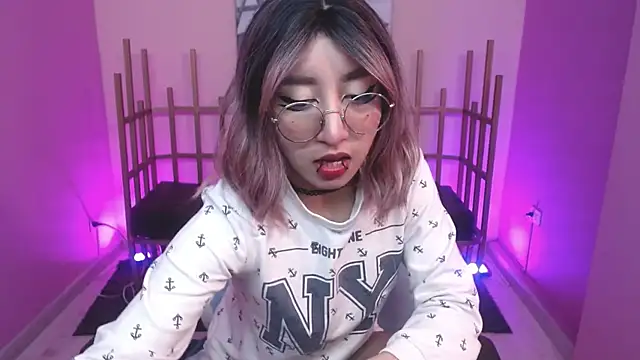 Xayah 77 online show from February 19, 1:28 pm