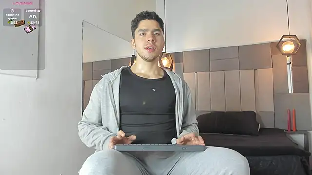 LiamNovak online show from February 8, 11:35 am