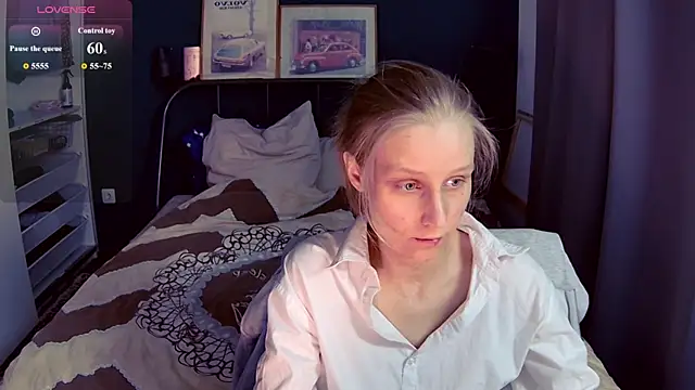 KatiKate online show from July 4, 6:58 pm