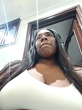 KloheCurvy online show from December 7, 11:29 am
