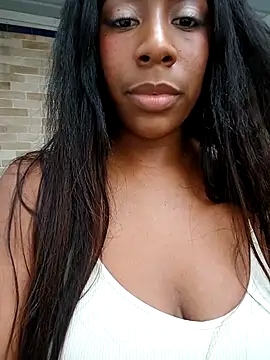 KloheCurvy online show from December 7, 8:49 pm
