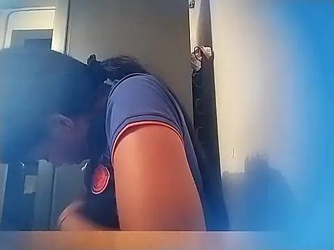 Pocahontas Princess  online show from June 18, 3:18 am