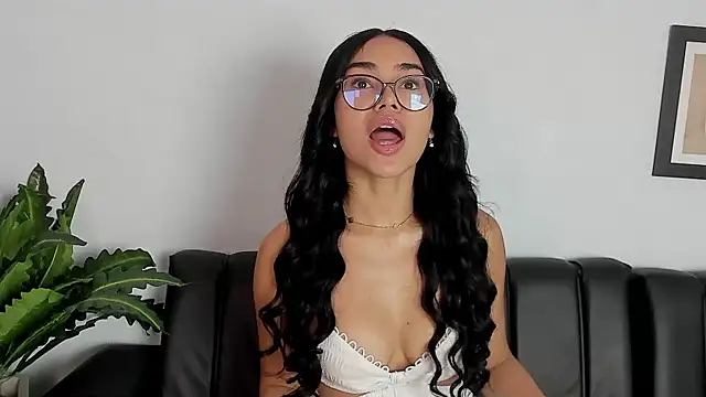 Mia petite01 online show from September 25, 10:02 pm