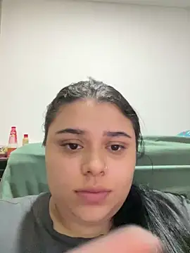 alissonfernandez  online show from December 24, 12:22 am