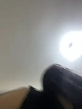alissonfernandez  online show from July 5, 10:28 pm
