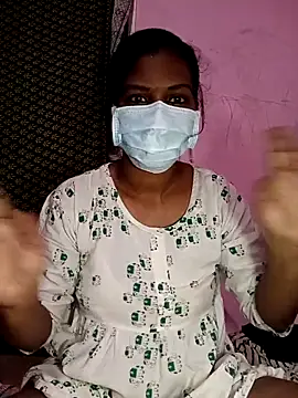 Snapshot of Villageammu18 chatting on February 28, 10:27 am Villageammu18 online show from February 28, 10:27 am