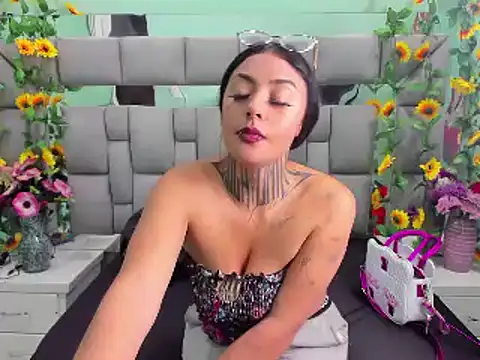 Lovely celeste online show from December 24, 4:00 am