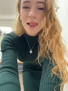  AngelMoon  online show from October 13, 4:01 am