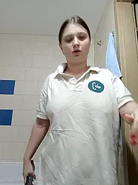 kila lo online show from February 8, 2:04 am