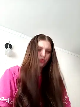 kila lo online show from December 15, 12:20 pm