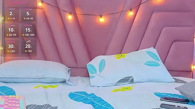 Snapshot of hornybarelylegalgirl chatting on October 7, 12:46 pm hornybarelylegalgirl online show from October 7, 12:46 pm