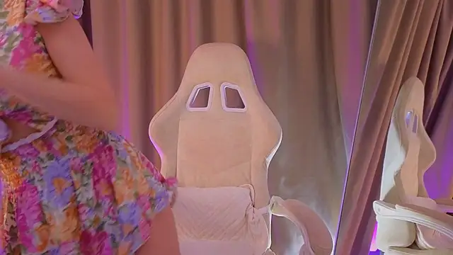 bubbling crush online show from February 6, 4:53 am