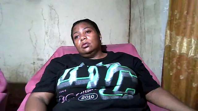 bustyboobs6 online show from September 29, 4:06 am