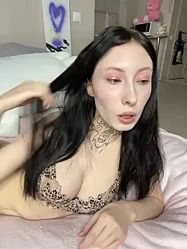 your Roxy online show from December 7, 8:33 am