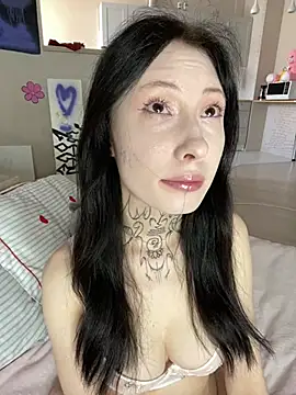 your Roxy online show from December 19, 8:34 am